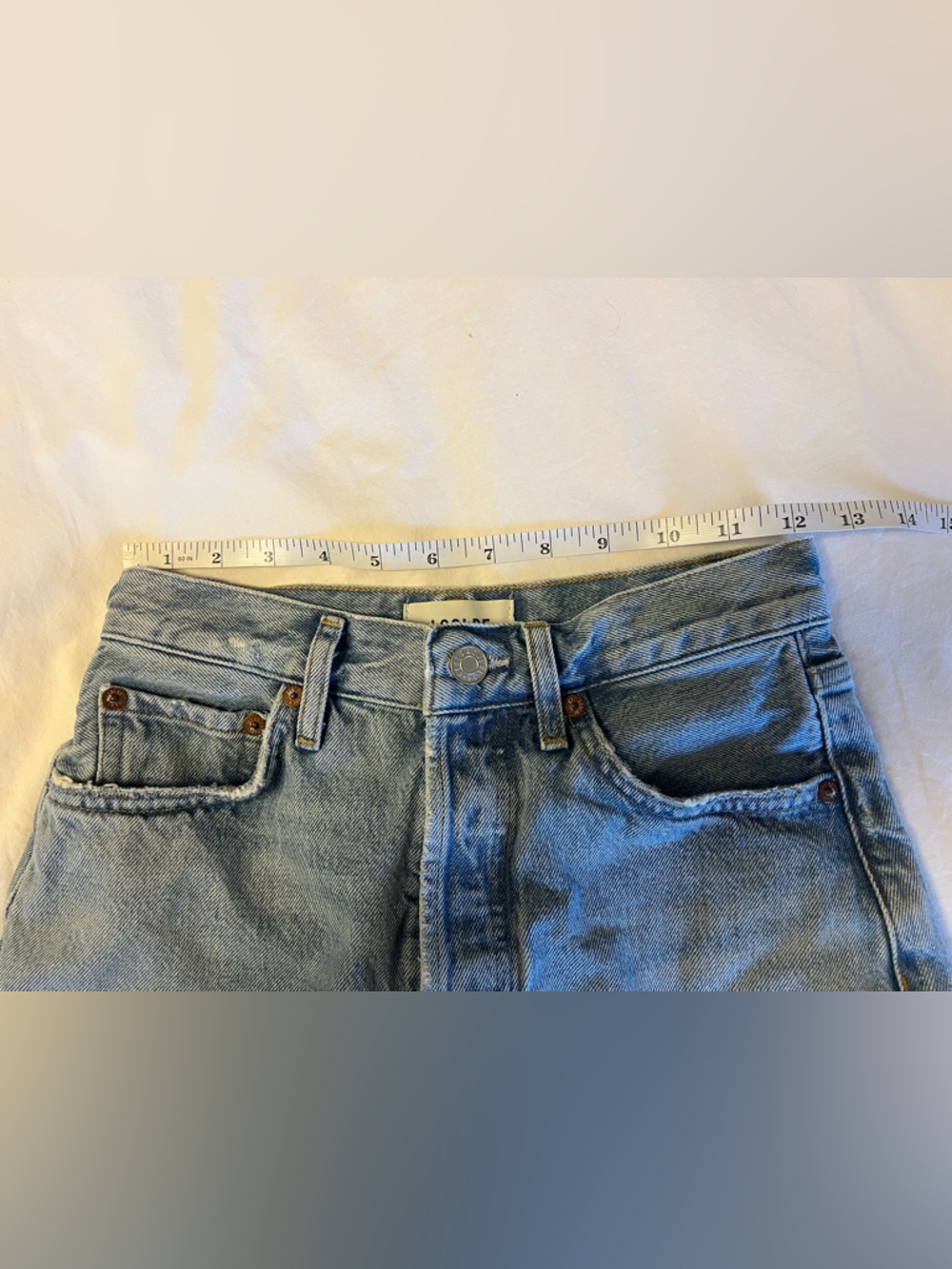 Agolde Light Wash Dame Short - Picture 11 of 12